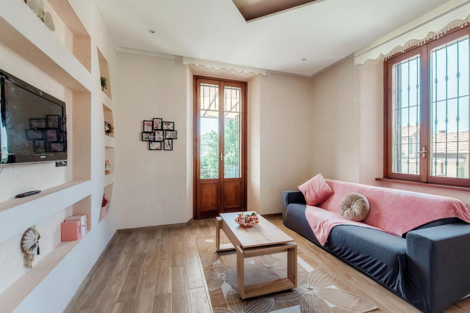 Wisteriaroom Apartment Como